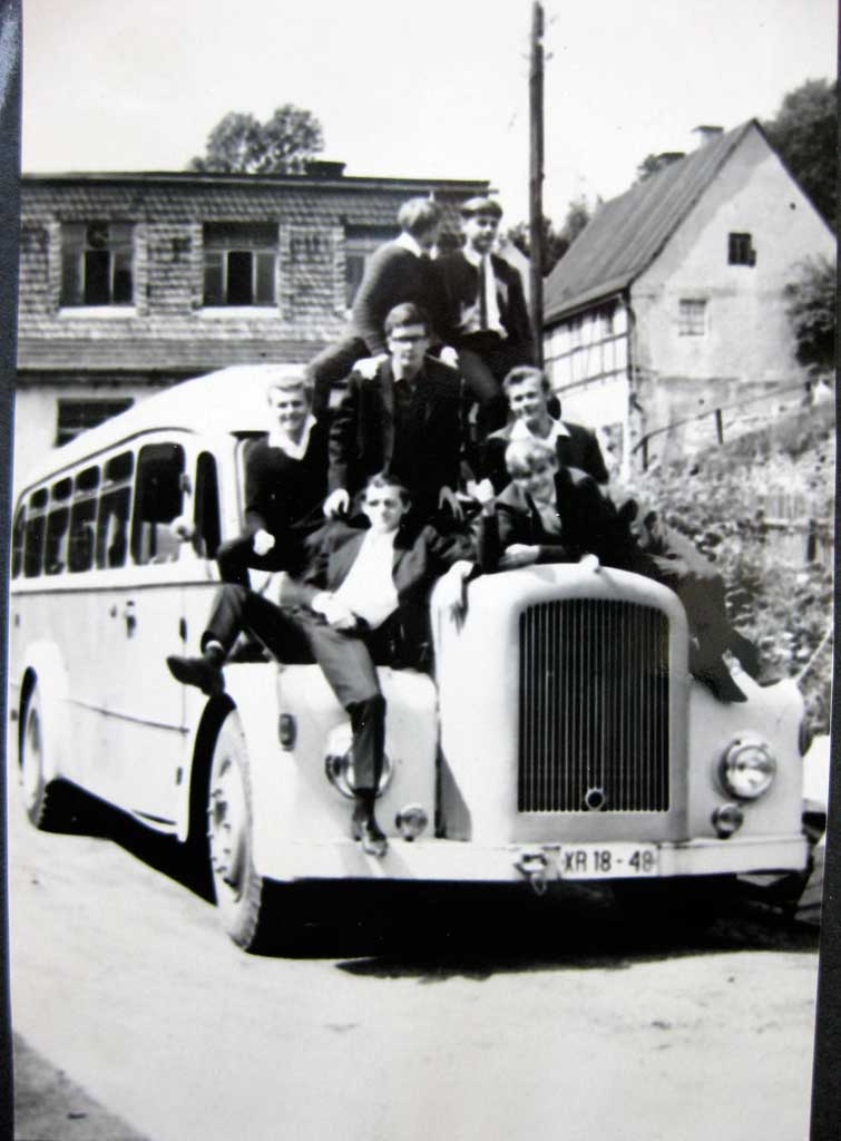 7 Lions Wismut Bus