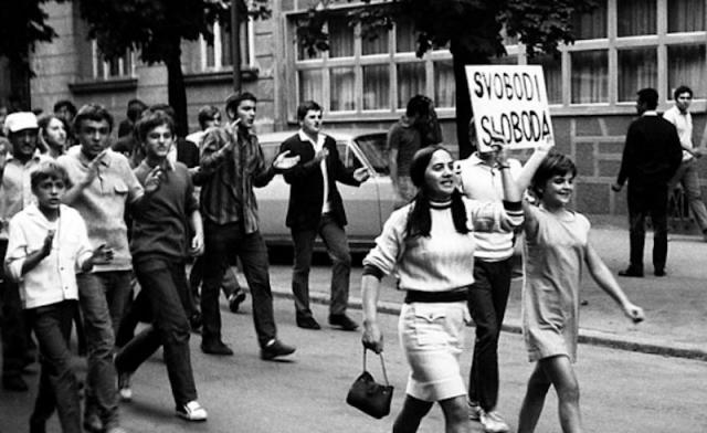 Svobodi Sloboda Befrei die Freiheit Studenten Belgrad 1968