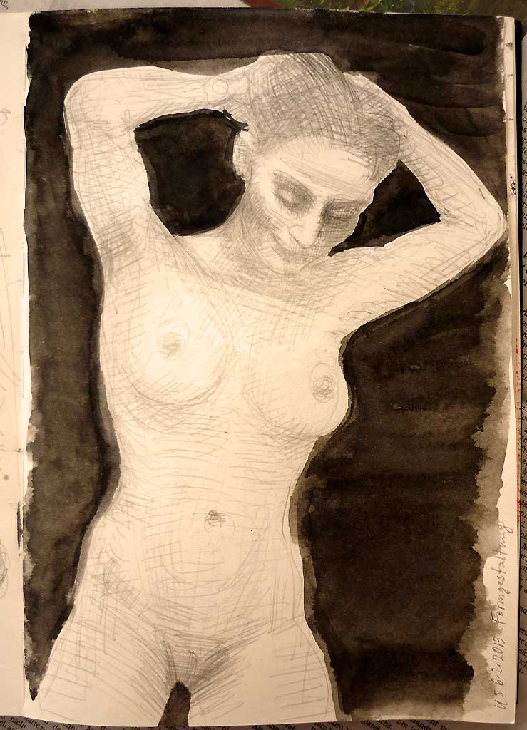 Aktzeichnung vor schwarzem Hintergrund